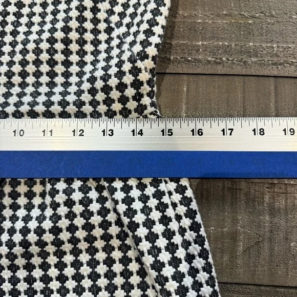 Ann Taylor Women’s Black White Stretch Fit & Flare Dress Size 2 EUC - Picture 9 of 11